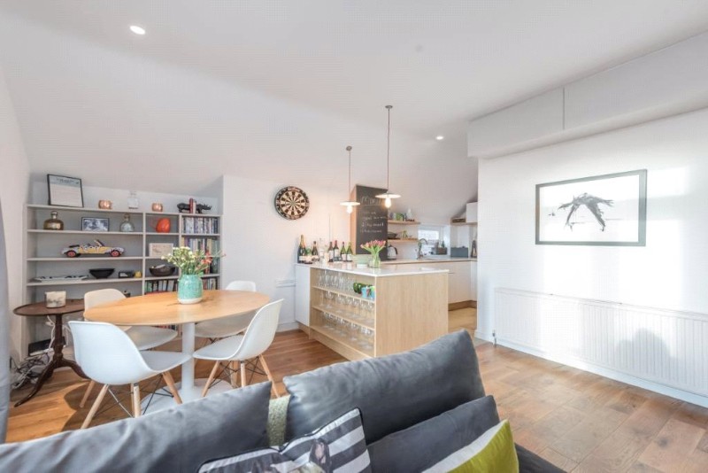 Park Avenue, London, NW2