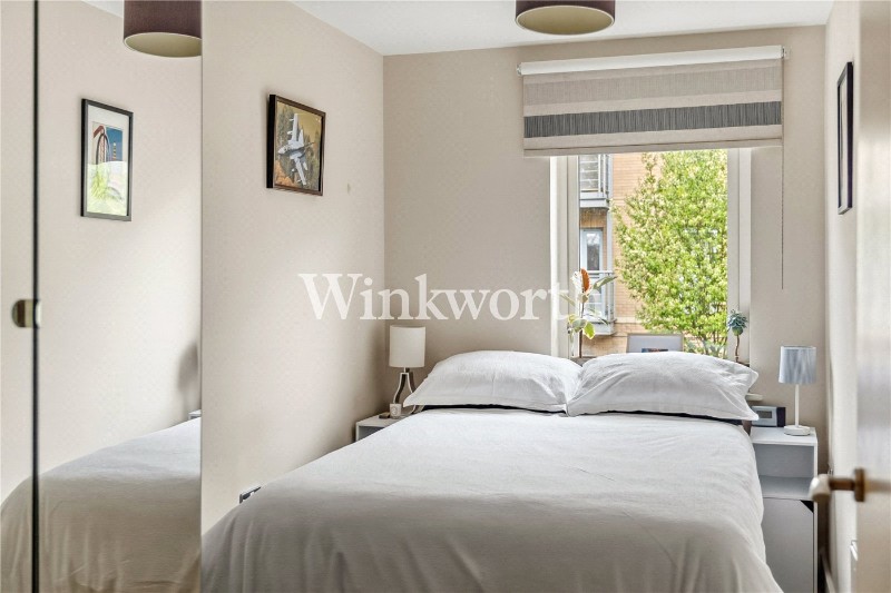 Princes Close, London, N4
