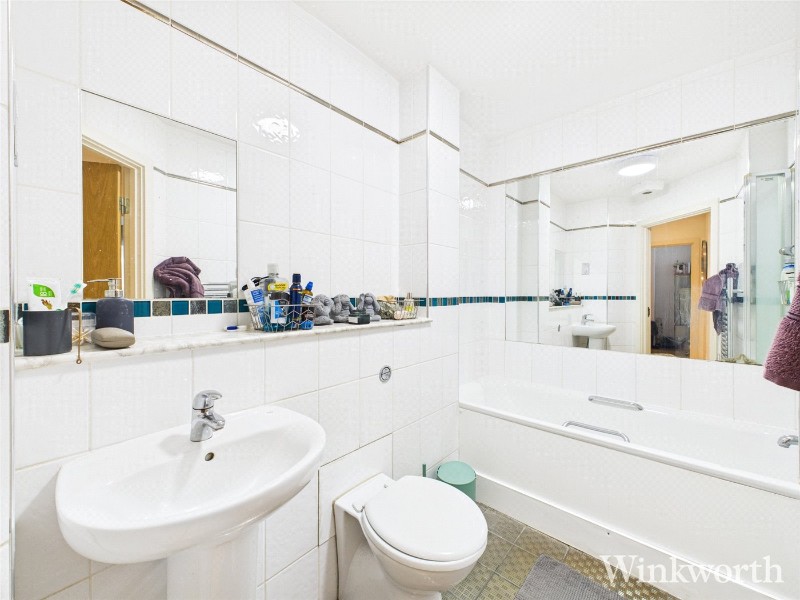 Uxbridge Road, London, UK, W5