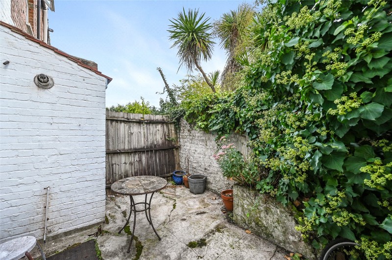 Thorpebank Road, London, W12