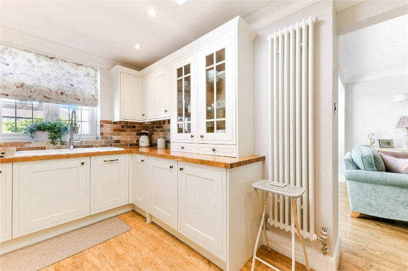 Oakley Gardens, Banstead, Surrey, SM7