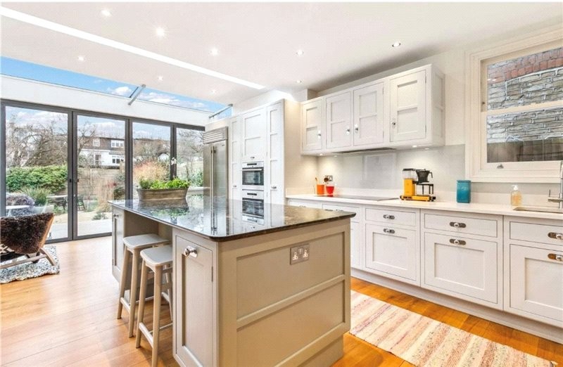 Melville Road, Barnes, London, SW13