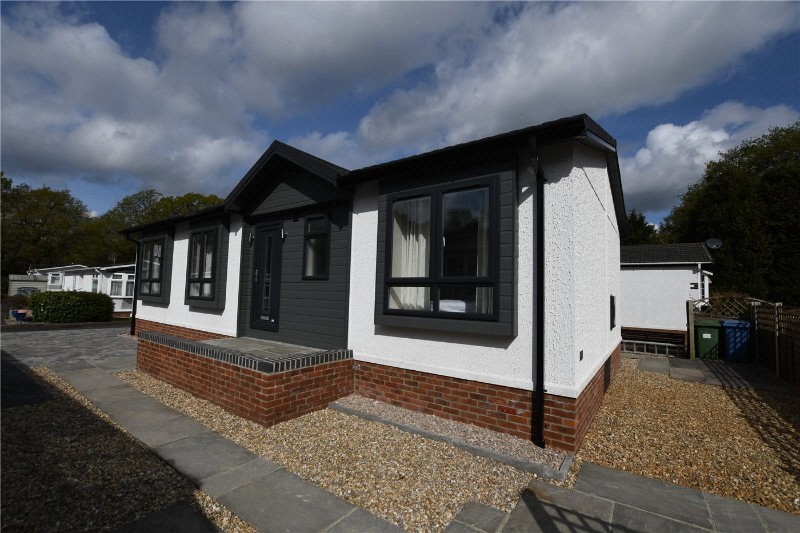 Pinewood Caravan Park, Wokingham, Berkshire, RG40