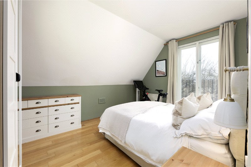 Keswick Road, London, SW15