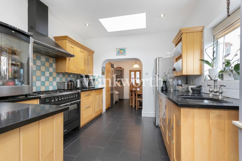 Derwent Road, London, N13