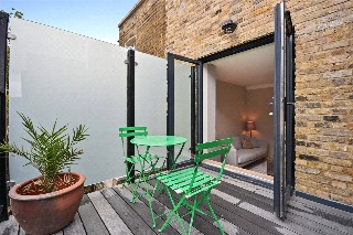 Ellerslie Road, London, W12