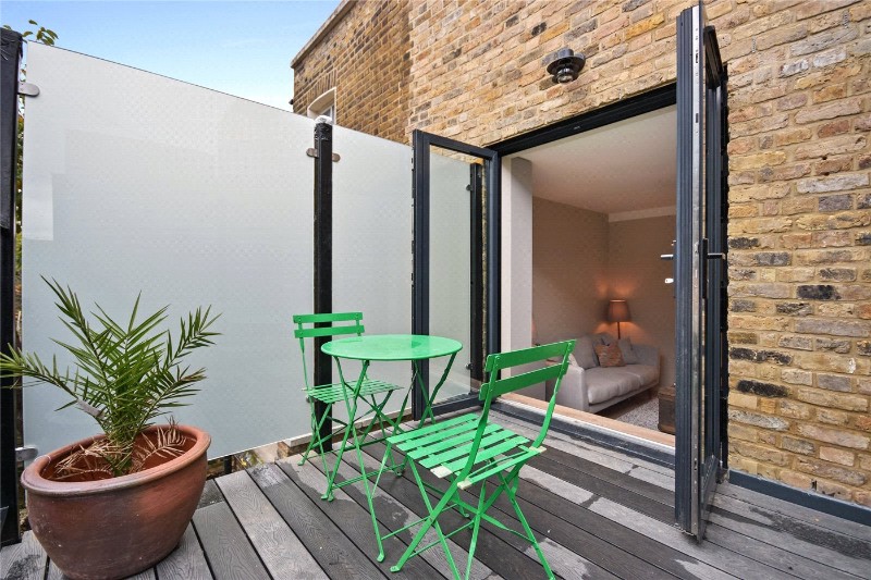 Ellerslie Road, London, W12