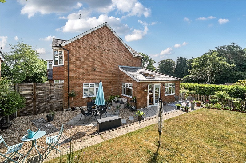 Sandrock Hill Road, Wrecclesham, Farnham, Surrey, GU10
