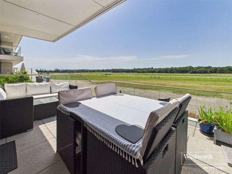 Kingman Way, Newbury, Berkshire, RG14