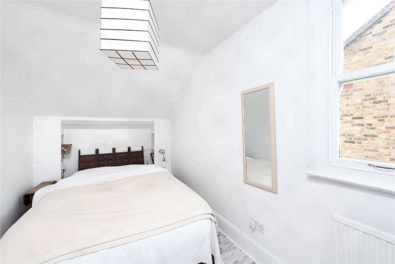 St. Quintin Avenue, London, W10