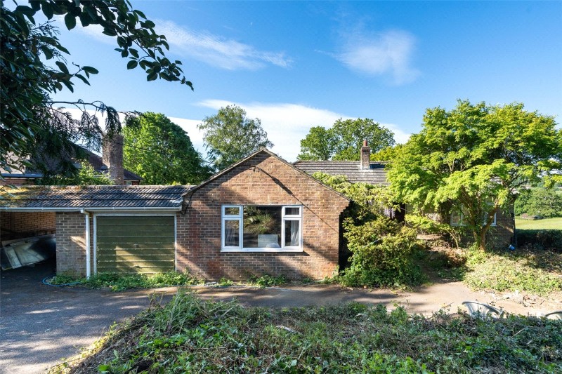 Blandford Road, Corfe Mullen, Wimborne, Dorset, BH21