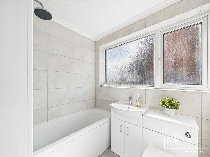 Narromine Drive, Calcot, Reading, Berkshire, RG31