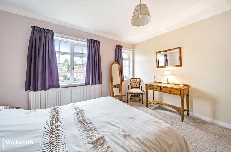 Holy Barn Close, Basingstoke, Hampshire, RG22