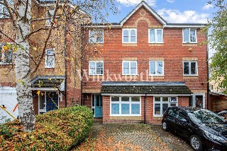 Westminster Drive, London, N13