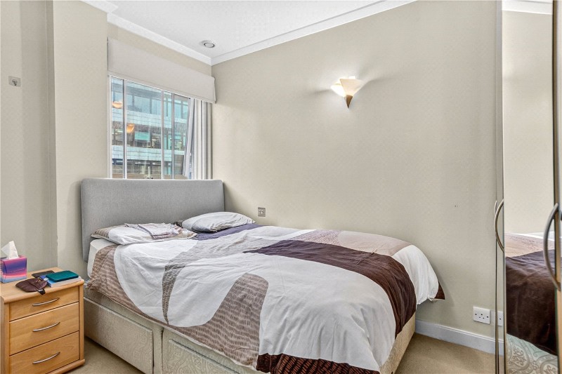 High Holborn, London, WC1V