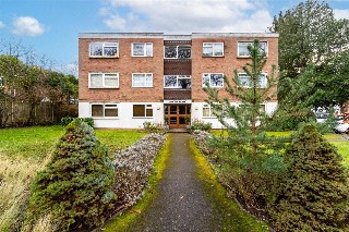 Woodridings, Elgin Road, Weybridge, Surrey, KT13