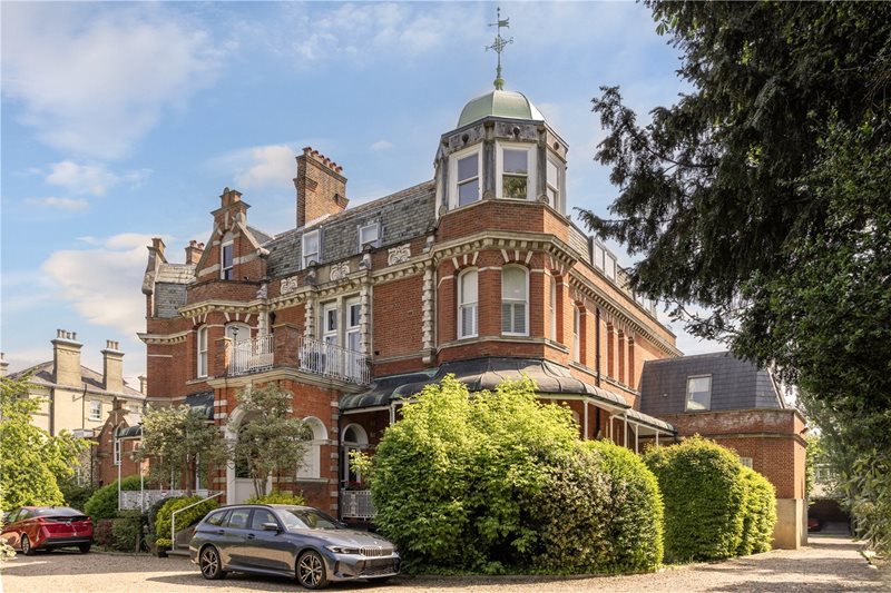 Putney Hill, London, SW15