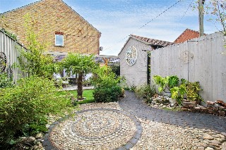 Seaview Road, Reydon, Southwold, Suffolk, IP18