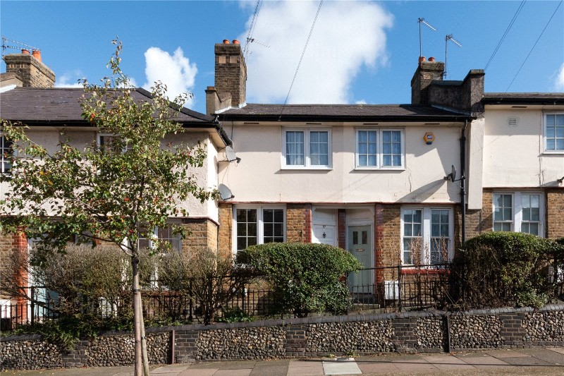 Derinton Road, London, SW17