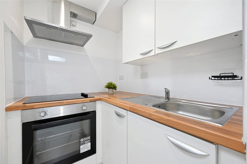 Frithville Gardens, Shepherds Bush, London, W12