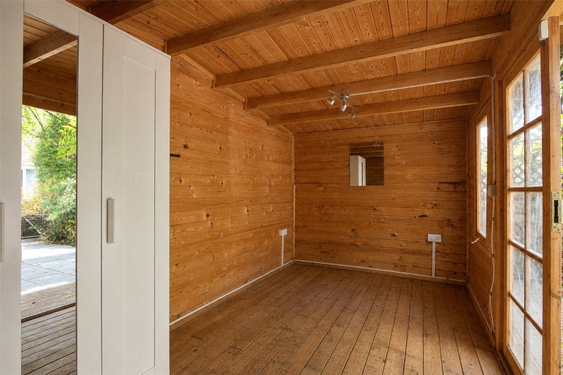 Medebourne Close, London, SE3