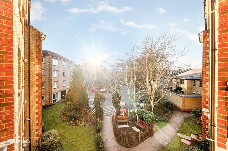 Fishers Lane, London, W4