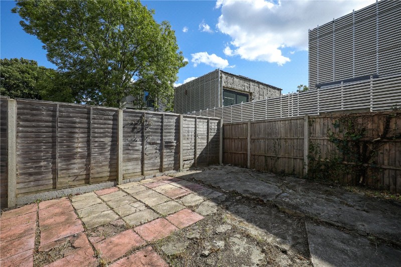 York Road, London, W3