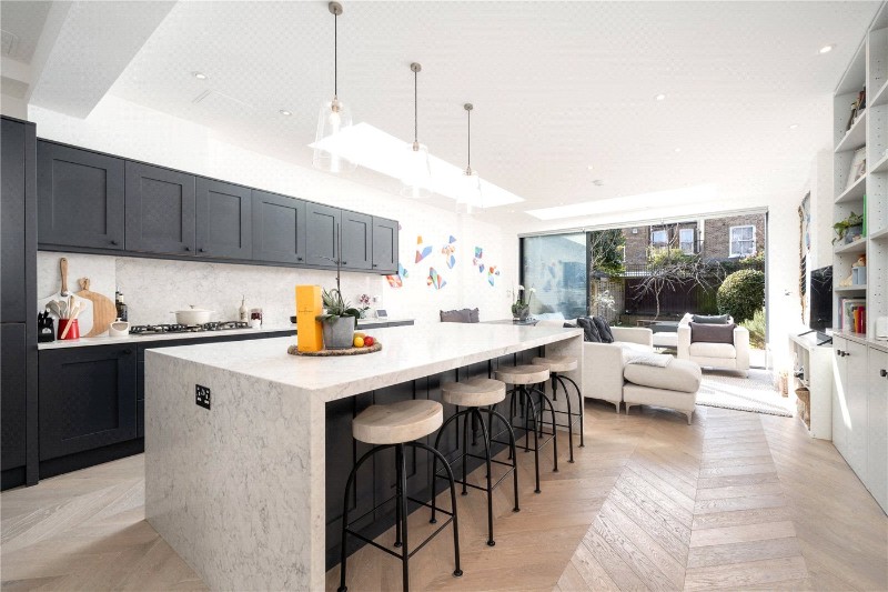 Chelverton Road, London, SW15