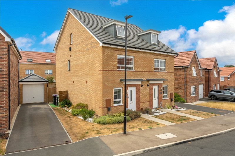 Bates Close, Bourne, Lincolnshire, PE10