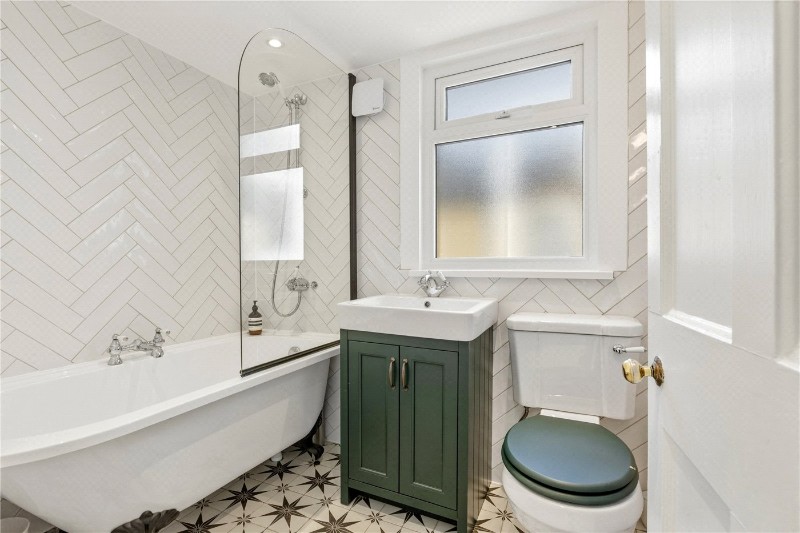 Mantilla Road, London, SW17