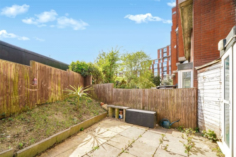 Bakersfield, Crayford Road, London, N7