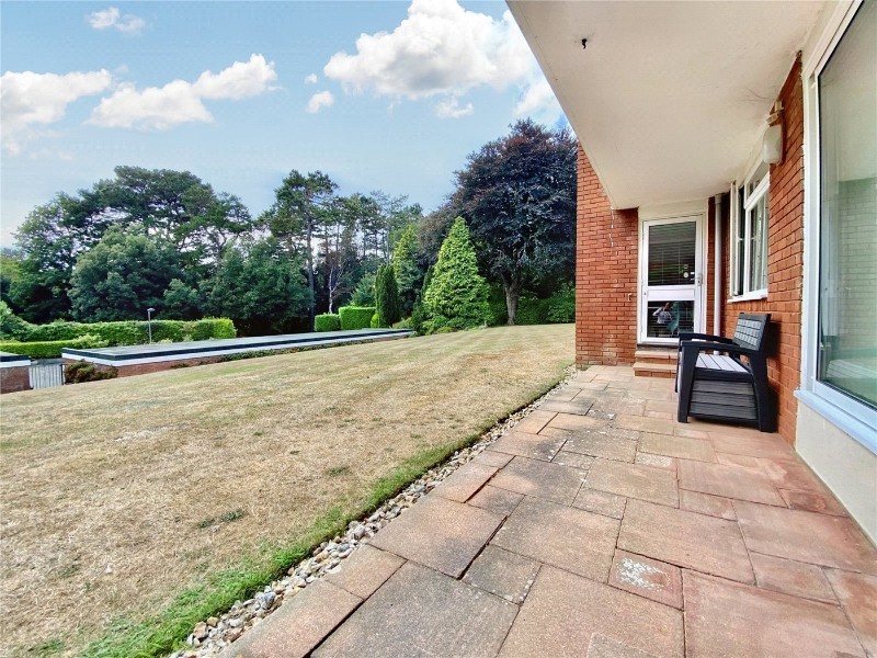 West Cliff Road, Bournemouth, BH4