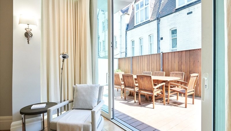 Duke Street, London, W1K