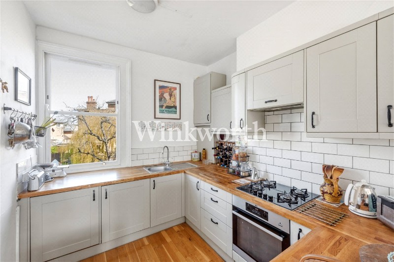 Queens Drive, London, N4
