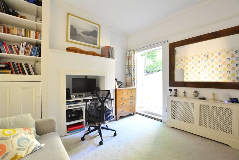 Kirkside Road, London, SE3
