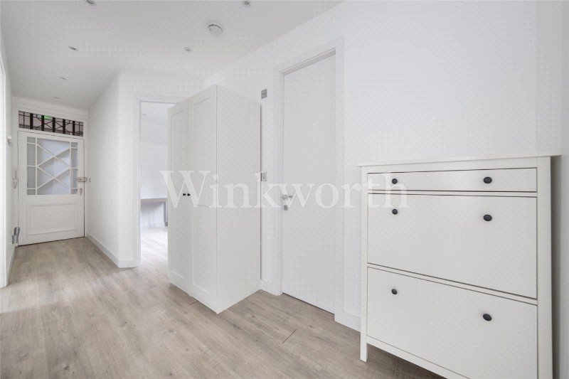 Hendon Way, London, NW2
