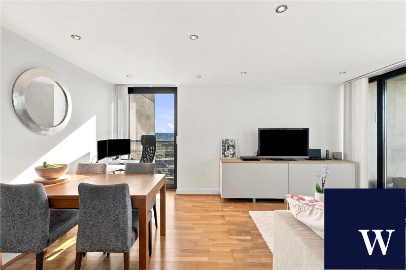 Kingsway, North Finchley, London, N12