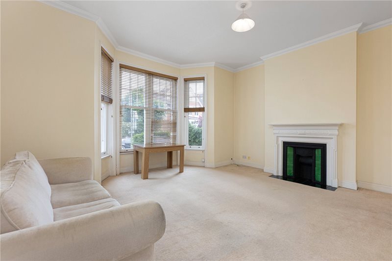Holmbush Road, London, SW15