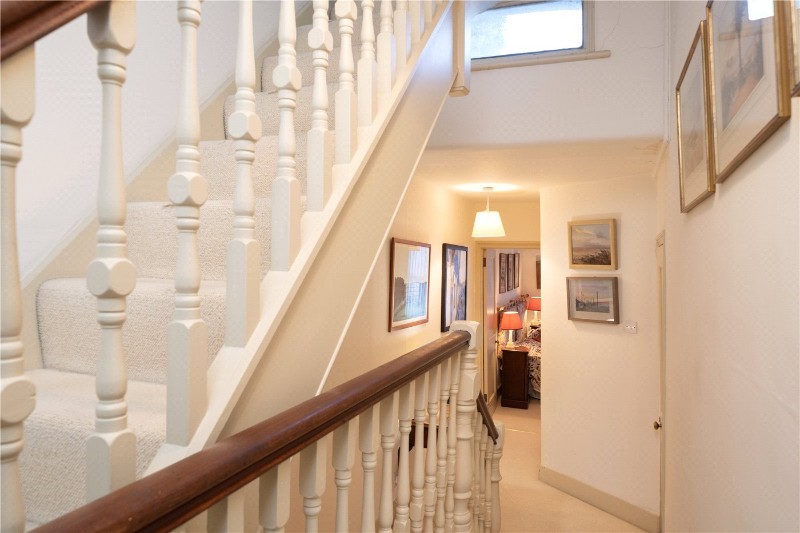 Cornwall Grove, London, W4