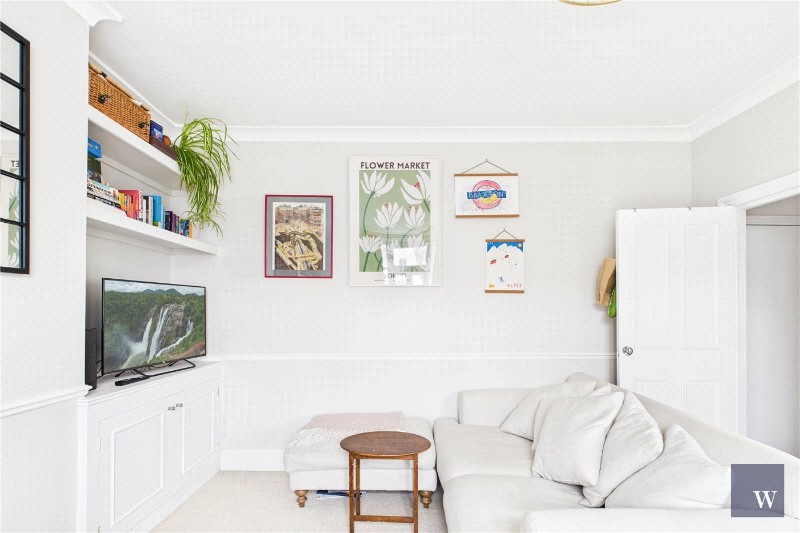 Romola Road, London, SE24