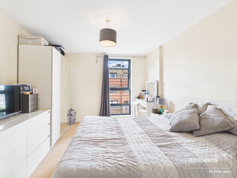 Kennet Street, Reading, Berkshire, RG1