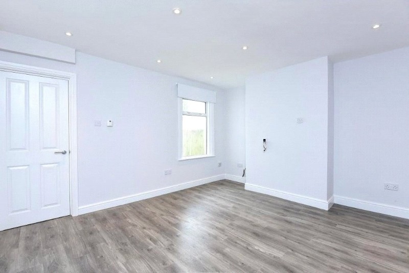 Moxon Street, High Barnet, EN5
