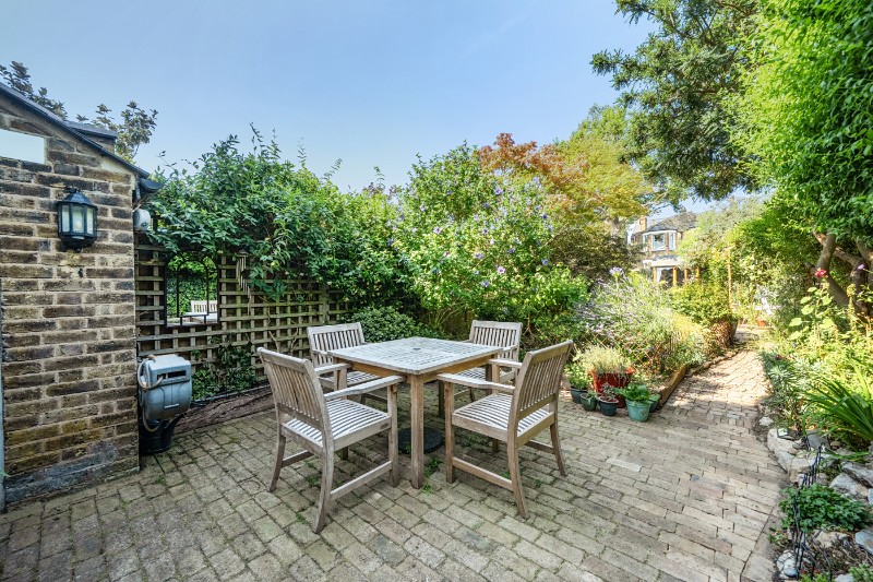 Blythe Vale, London, SE6