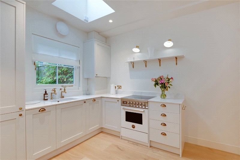 Sutherland Avenue, Maida Vale, London, W9