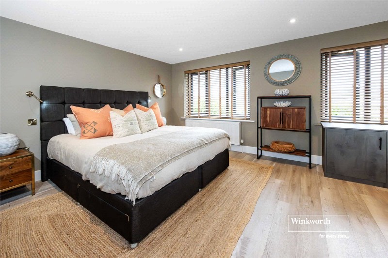 Hynesbury Road, Friars Cliff, Christchurch, BH23