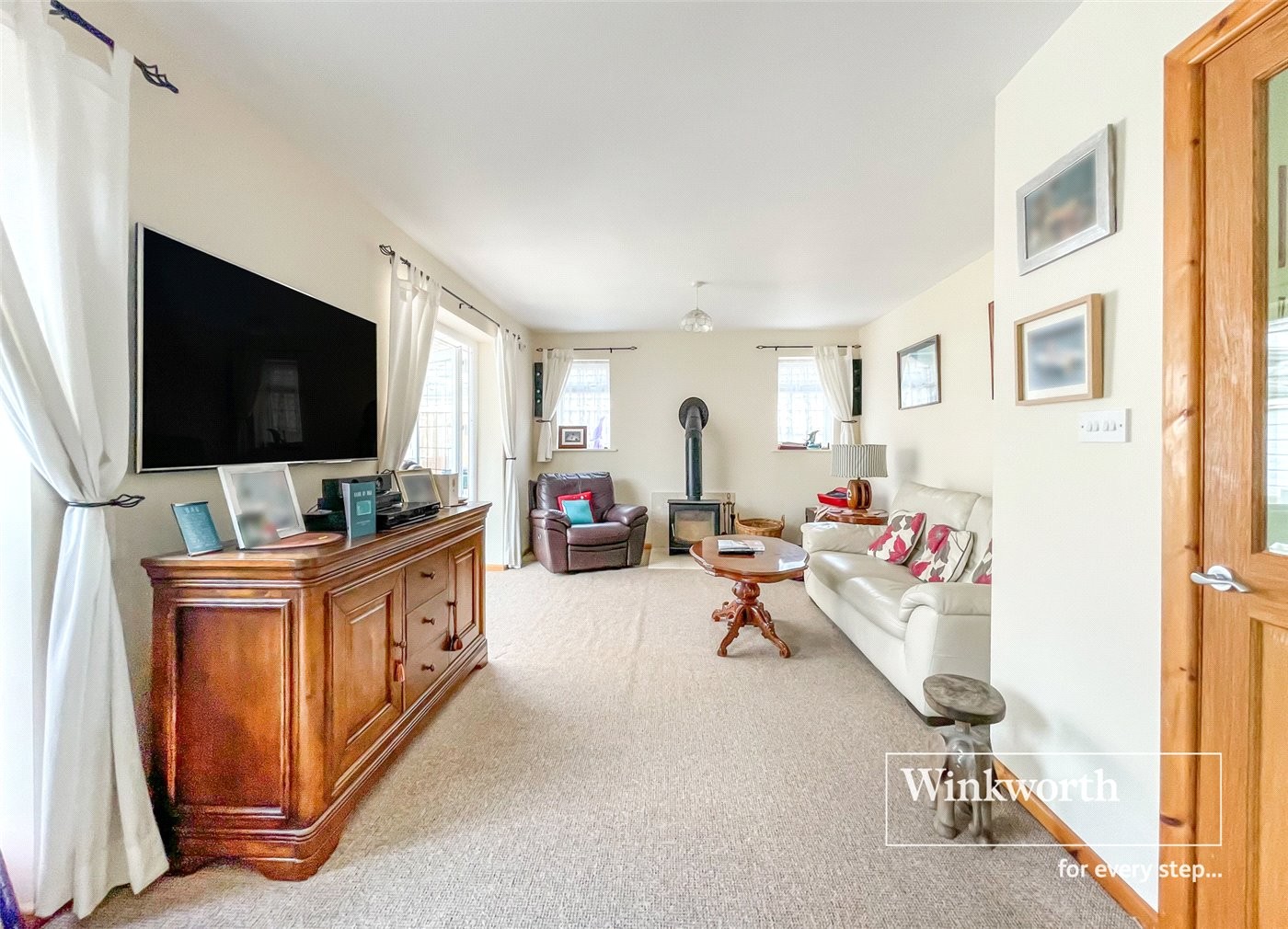 Properties for sale in Ferndown Winkworth Ferndown Estate Agents