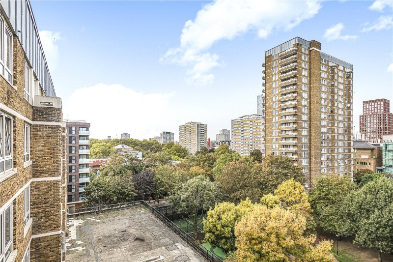 St. Luke&#39;s Estate, Bath Street, London, EC1V