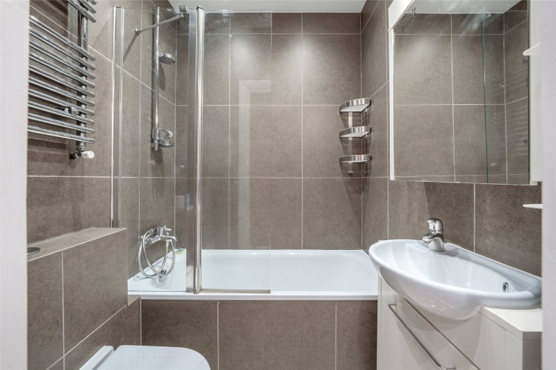 Sutherland Avenue, London, W9