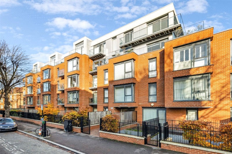 Macaulay Road, London, SW4