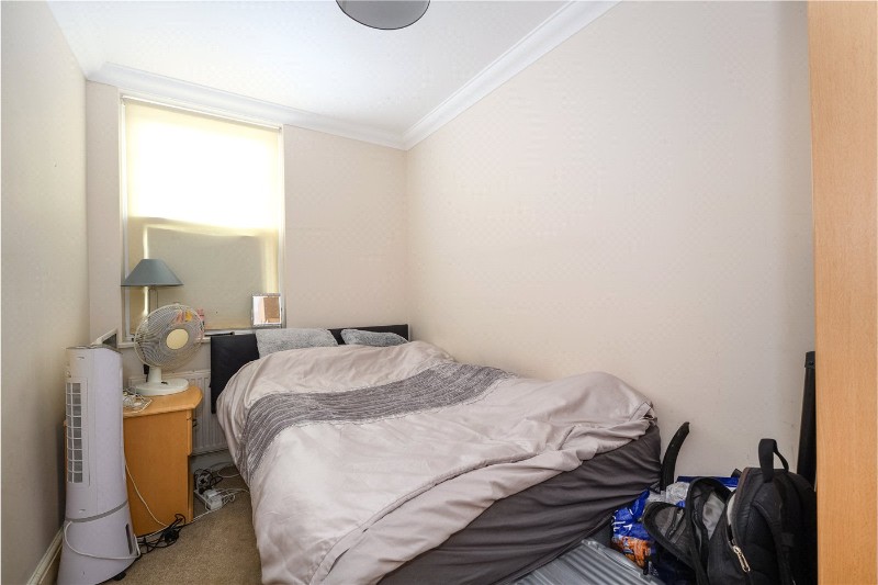Park Rise, Leatherhead, Surrey, KT22
